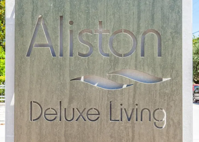 Aliston Deluxe Living - Adults Only