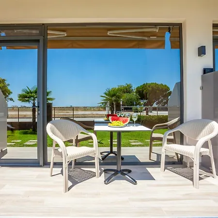 Apartmán Aliston Deluxe Living - Adults Only *