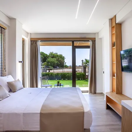 Aliston Deluxe Living - Adults Only * أسبروبالتا