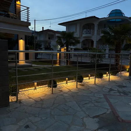 شقة Aliston Deluxe Living - Adults Only