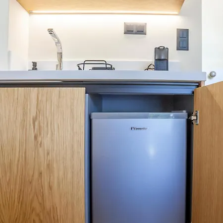 Aliston Deluxe Living - Adults Only Apartament *